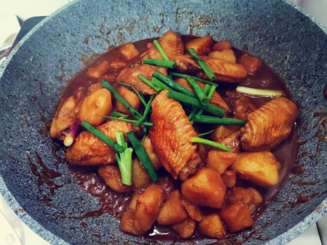 土豆烧鸡翅