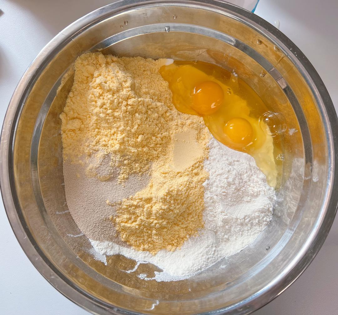 纯奶手撕吐司的做法 步骤1