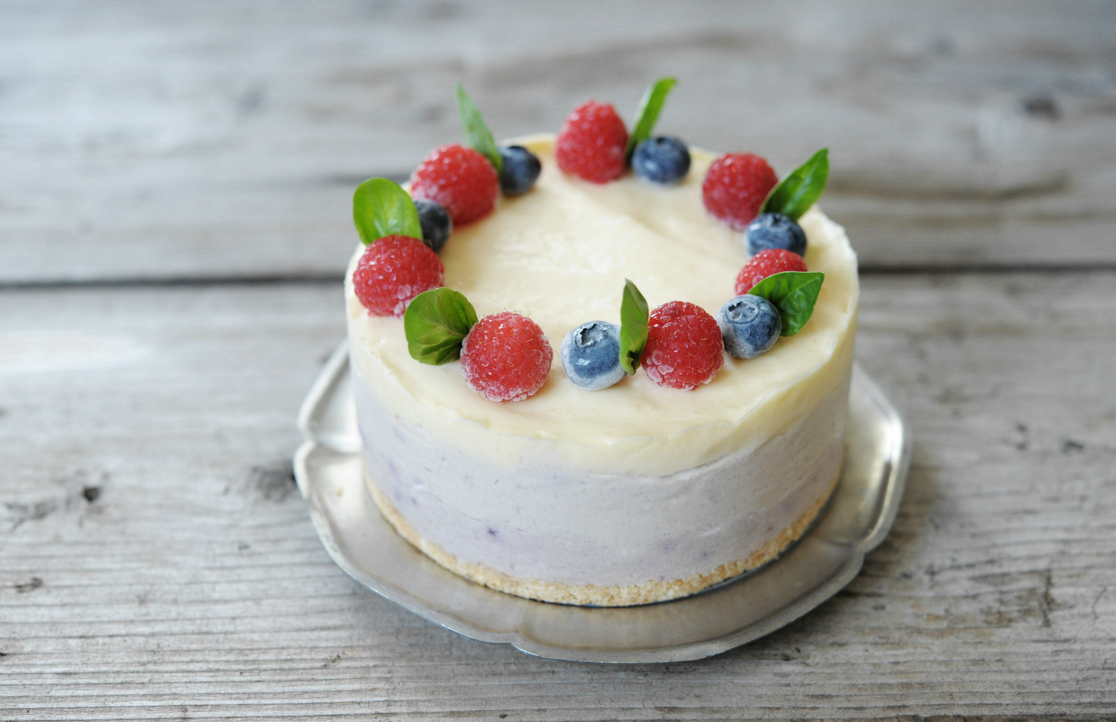 渐变蓝莓冻芝士蛋糕（免烤）