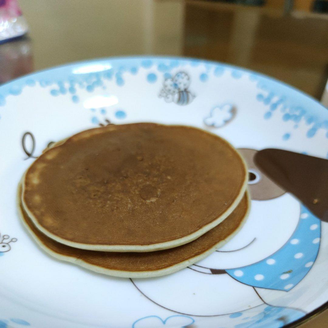 奶香浓郁的香蕉松饼