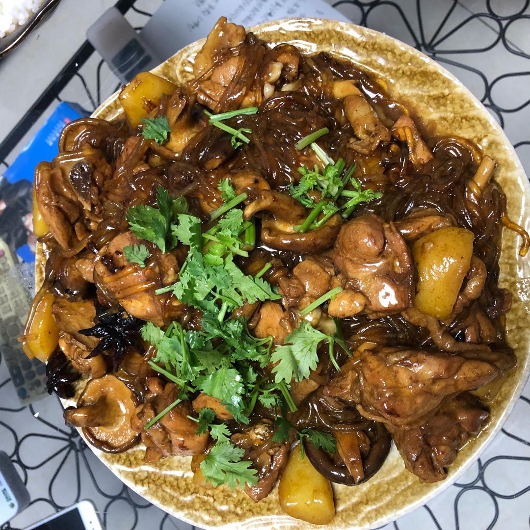 小小周yy做的小鸡炖蘑菇