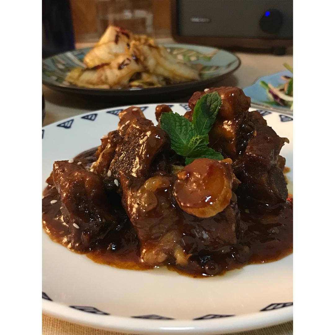 啤酒烧排骨（好吃到吼吼～）
