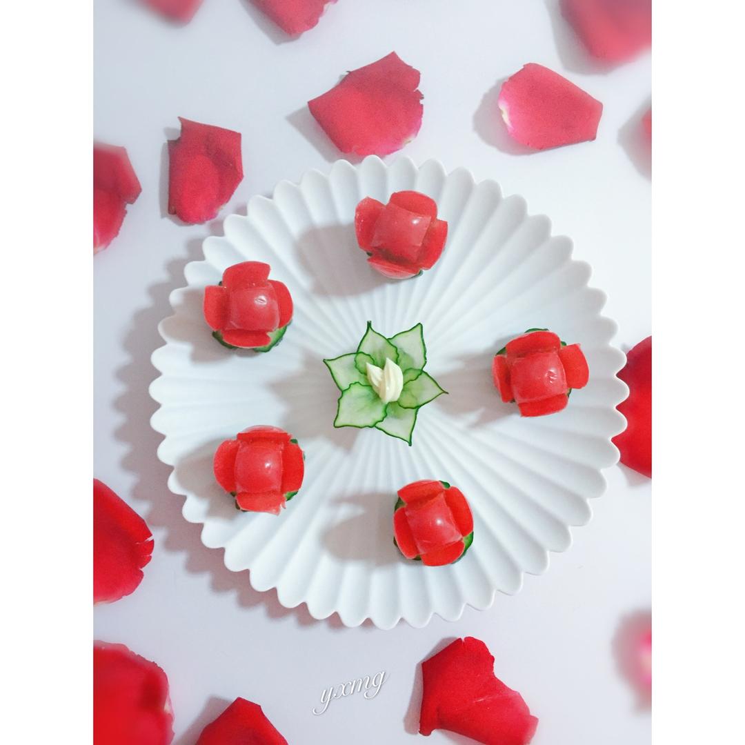 圣女果配青瓜~如花般的美食ヾ ^_^♪