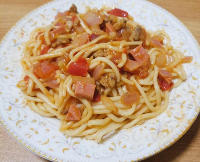 番茄洋葱炒面的做法