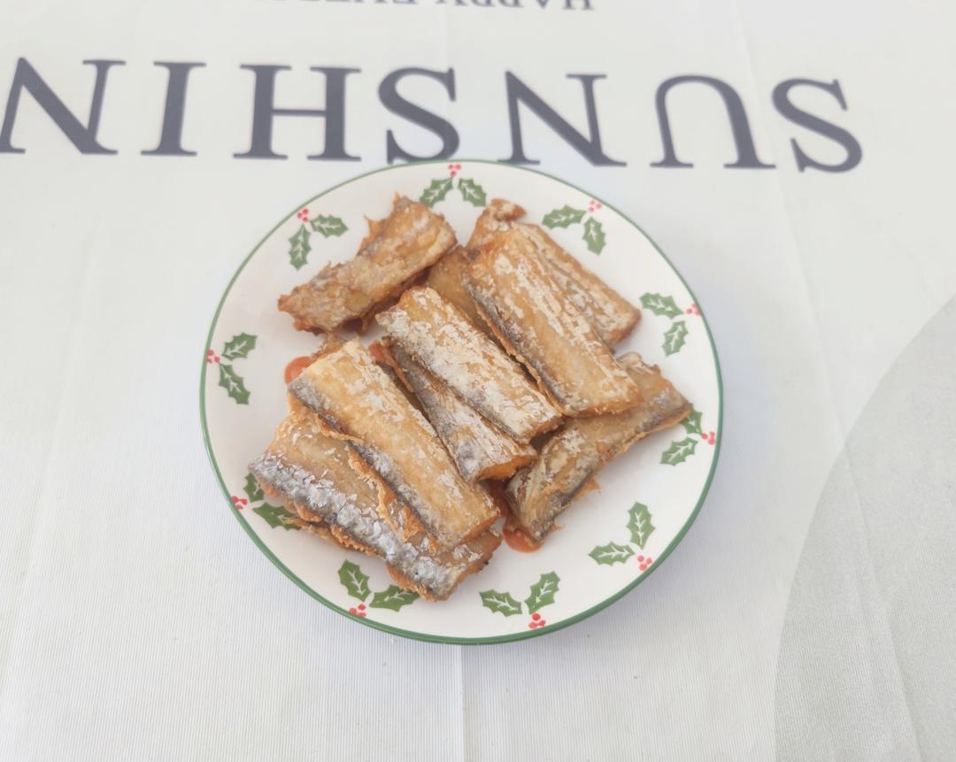 炸带鱼段(一点小窍门油就不浑了)