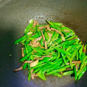 刀豆炒肉丝❗️美味下饭菜的做法 步骤5
