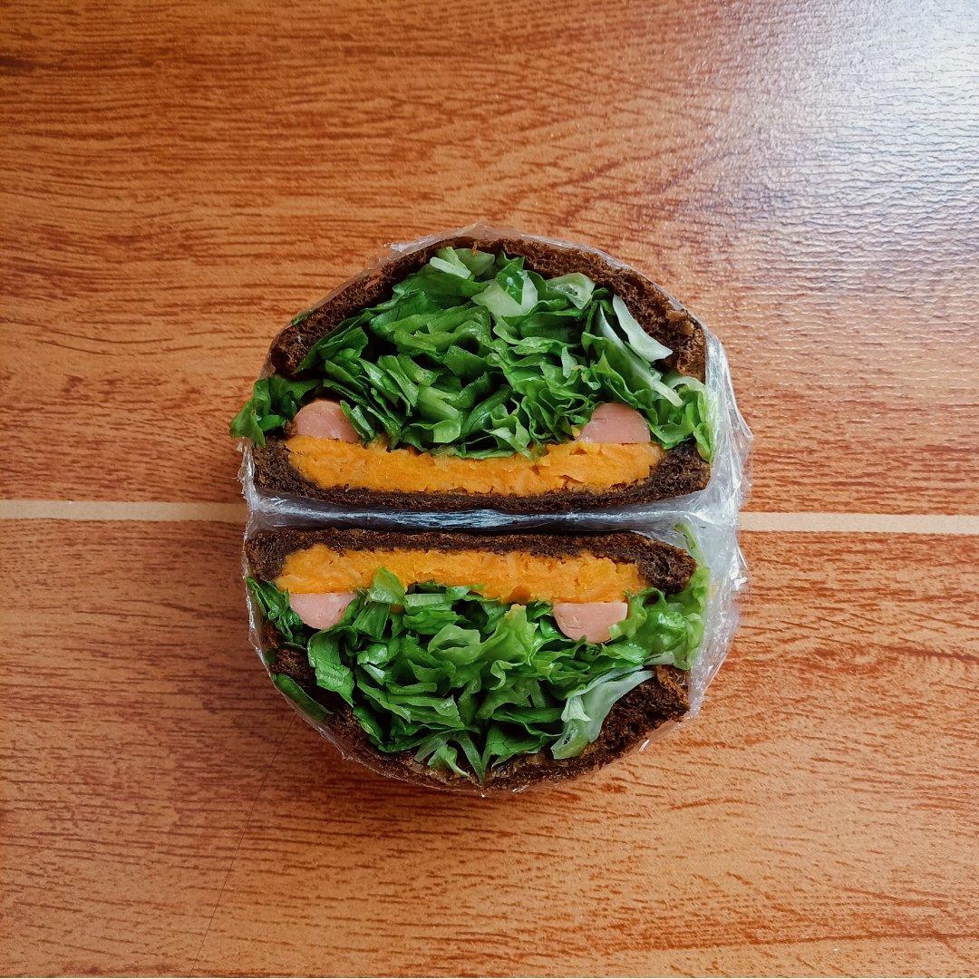 是谁来自山川湖海，却囿于昼夜厨房与爱。