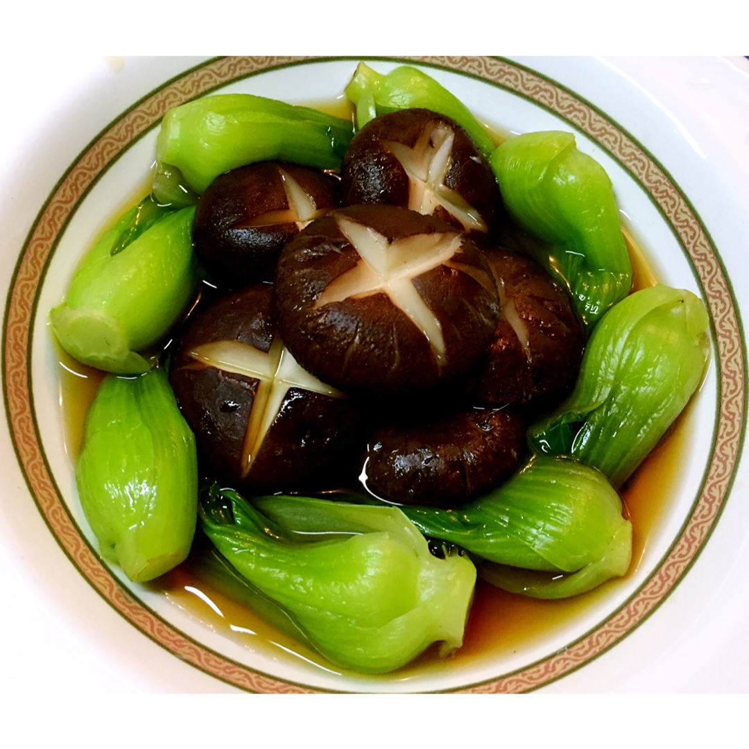 多一点步骤，家常菜更加有滋味丨香菇油菜 · 圆满素食