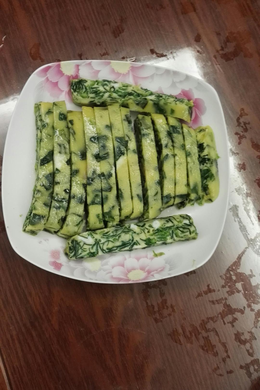 蘸汁菠菜鸡蛋糕——春季养生多吃菠菜