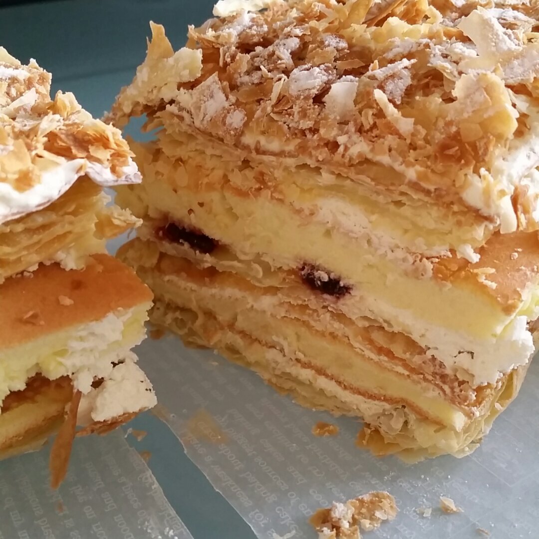 lucy爱烘焙做的君之拿破仑酥含千层酥皮蛋糕片奶油霜详细做法