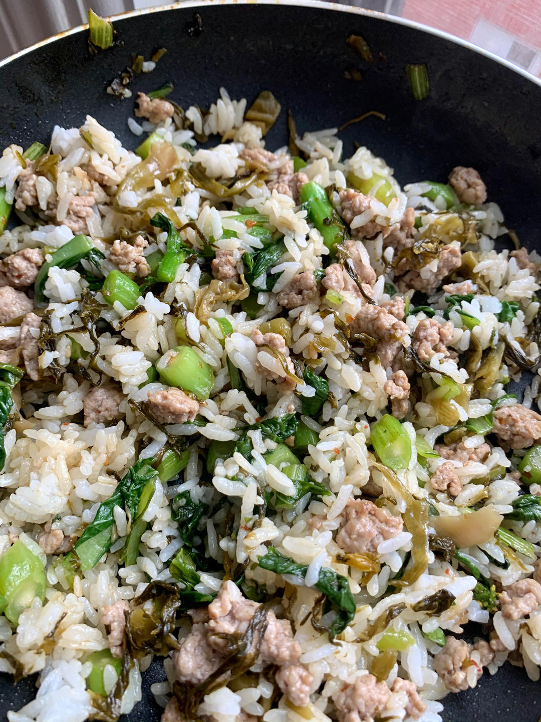 酸菜牛肉炒饭