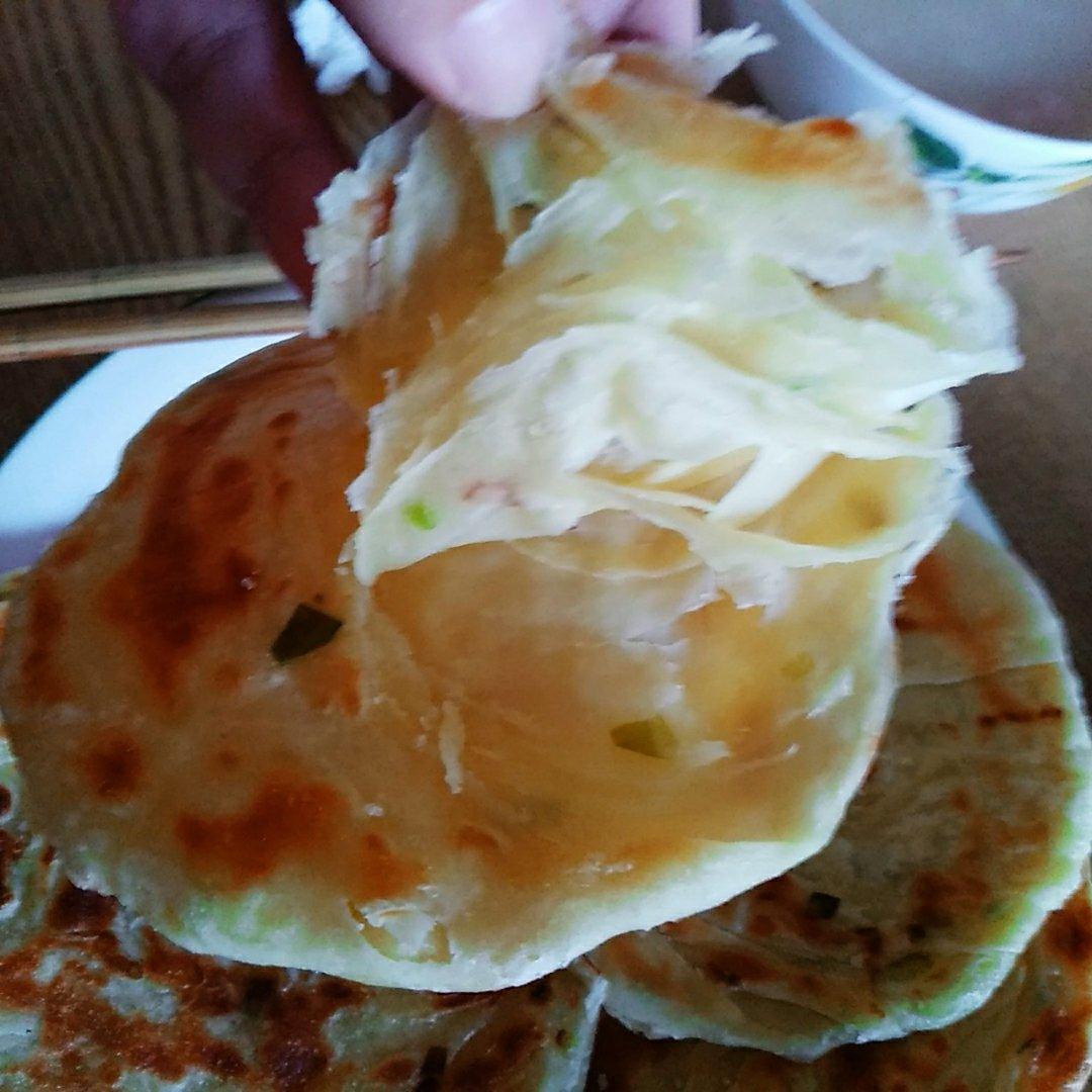 葱油饼（附外酥里嫩的技巧）