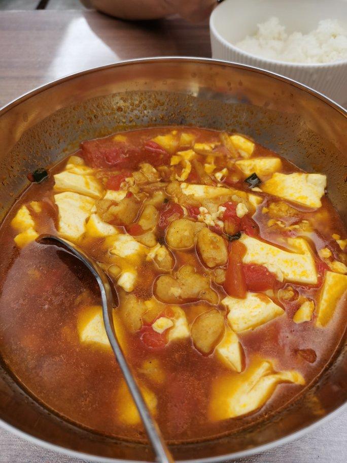 番茄豆腐巴沙鱼，这哪里是减脂食谱简直是下饭神器