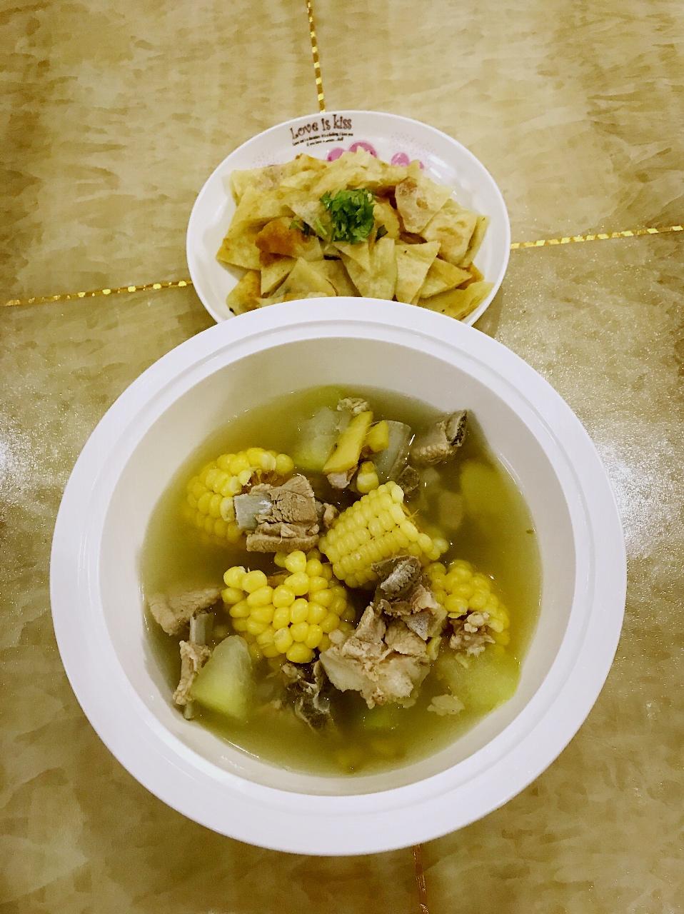 冬瓜玉米排骨汤