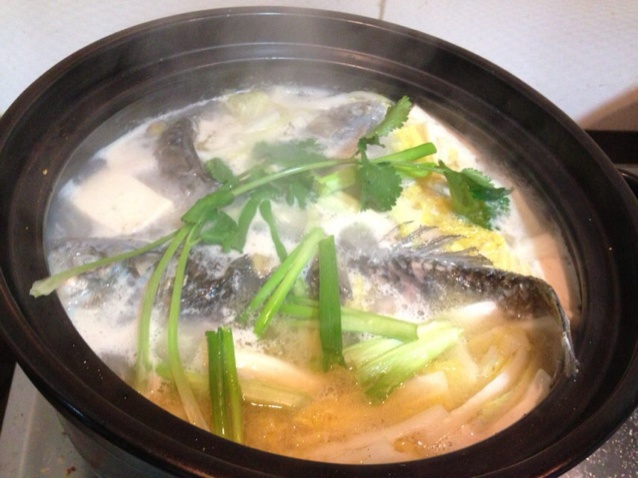 鲫鱼豆腐汤