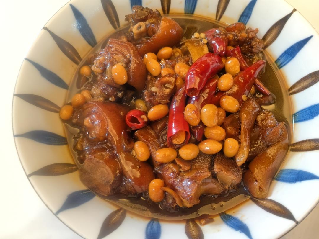 猪蹄｜黄豆焖猪蹄儿