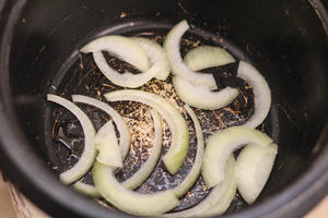花椰菜土豆浓汤的做法 步骤2
