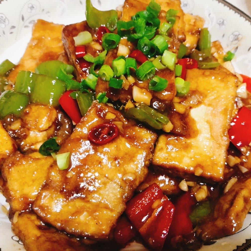 枝枝1998做的焖煎豆腐