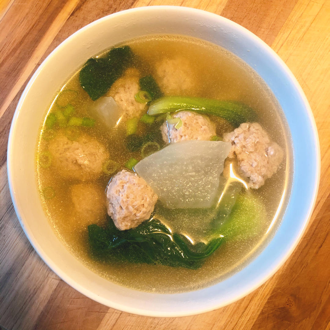 鲜美嫩滑，好喝不胖的冬瓜肉丸汤，做法巨简单