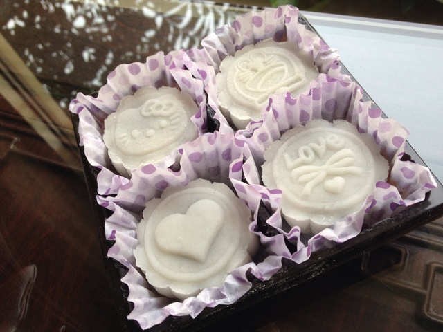 冰皮豆沙月饼