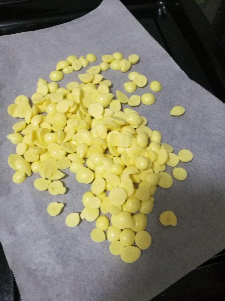 入口即化的无添加蛋黄溶豆