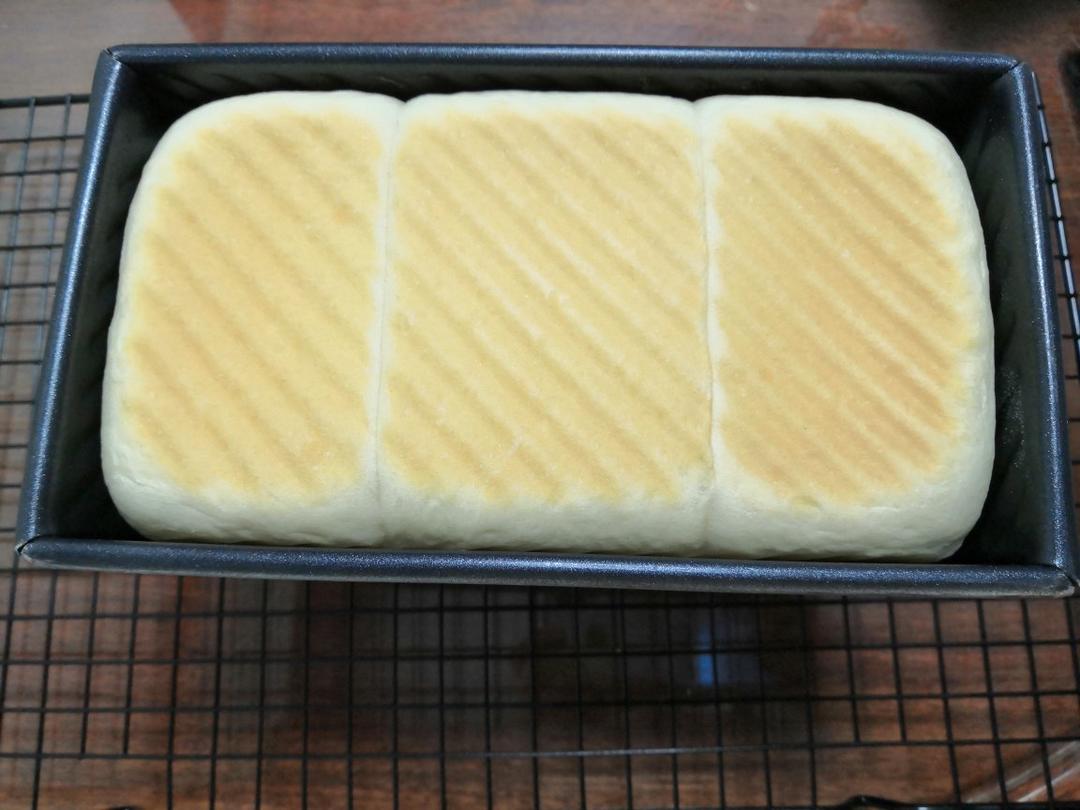 吐司，奶香手撕面包，超级香浓