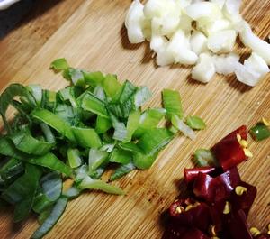 青菜烩牛肉的做法 步骤2