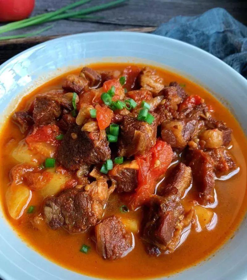 西红柿炖牛腩