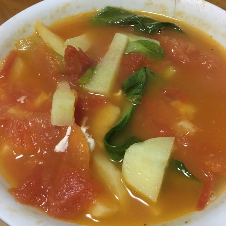 超级浓超好喝的番茄土豆汤