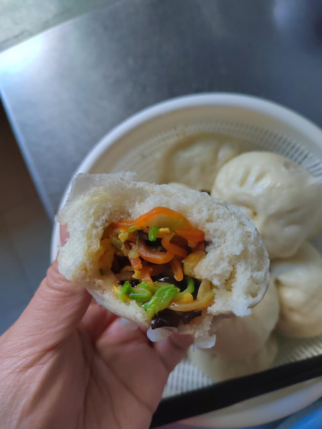 西葫芦鸡蛋包子