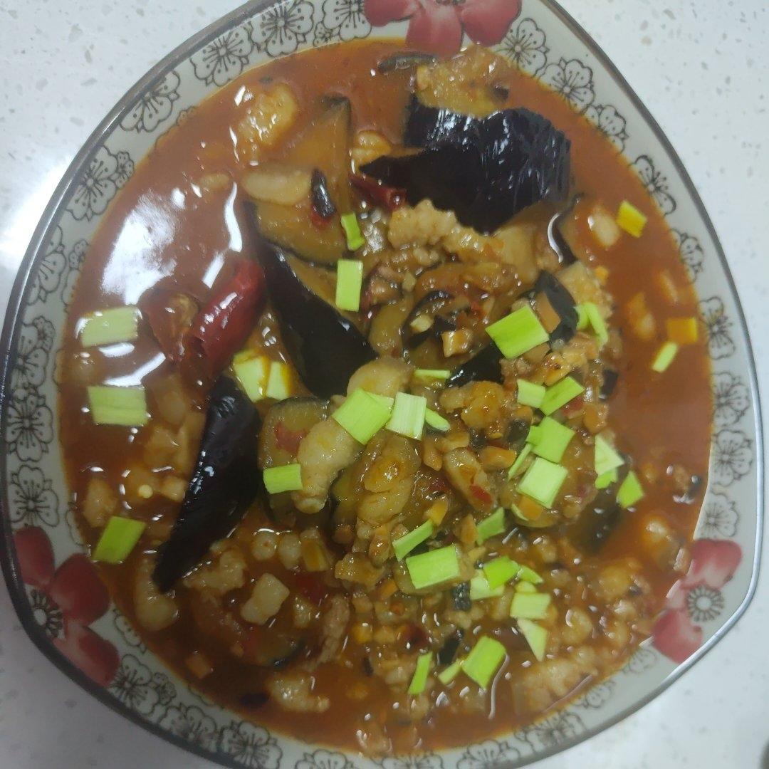 厨师长教你：“肉末烧茄子”的家常做法，口感软糯适合下饭，收藏
