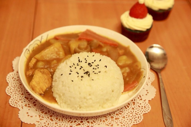 零失败日式咖喱鸡肉饭！！最正宗日本家庭做法！简单又好吃！