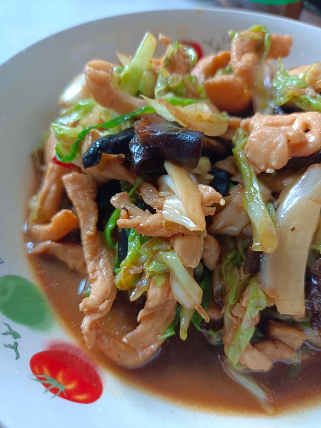减脂必备——卷心菜炒鸡胸肉