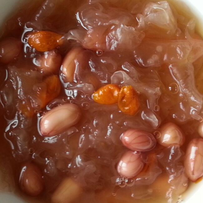 红枣银耳莲子羹