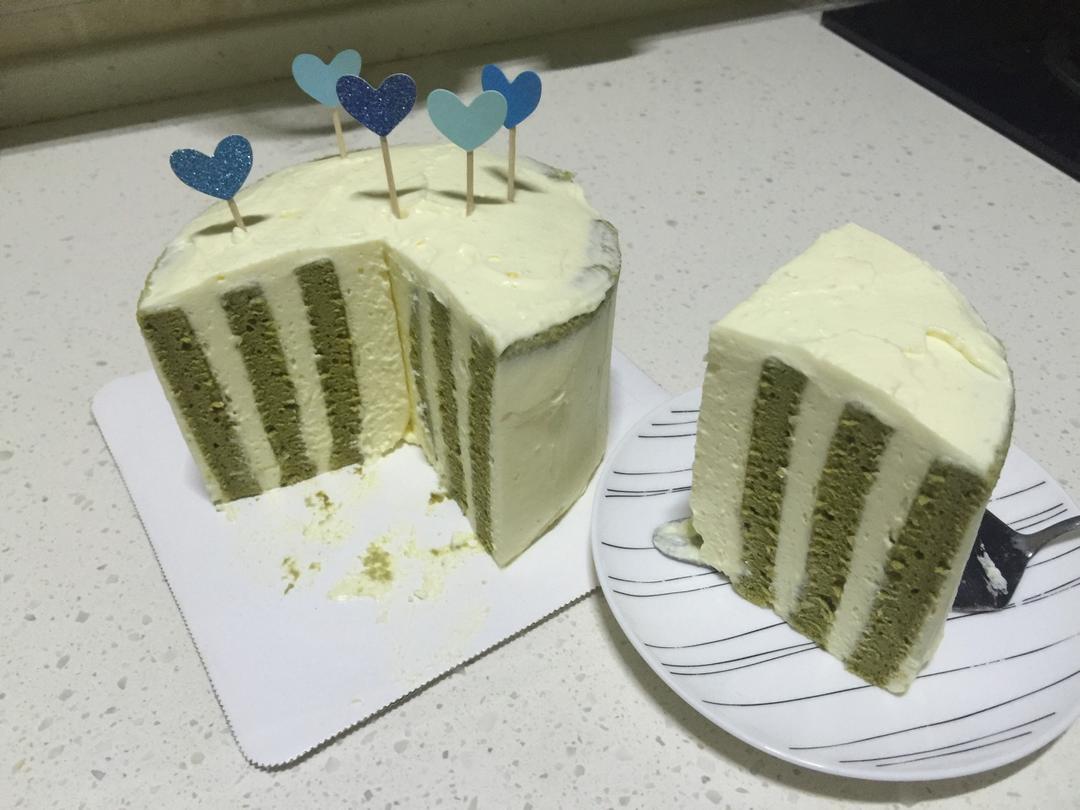 抹茶戚风螺纹蛋糕