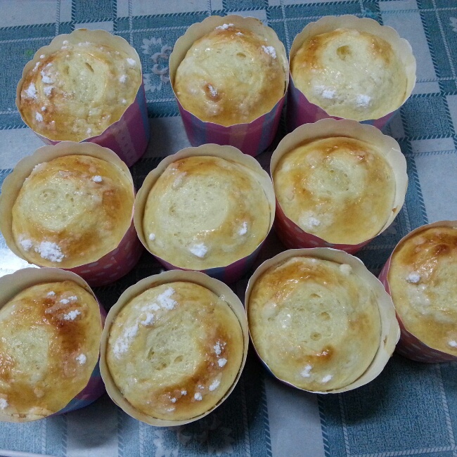 罗宋纸杯小面包