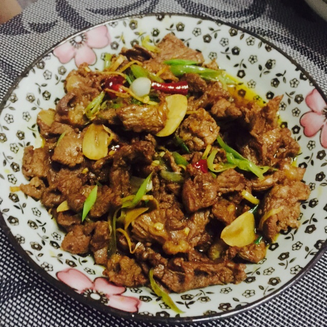 小炒牛肉
