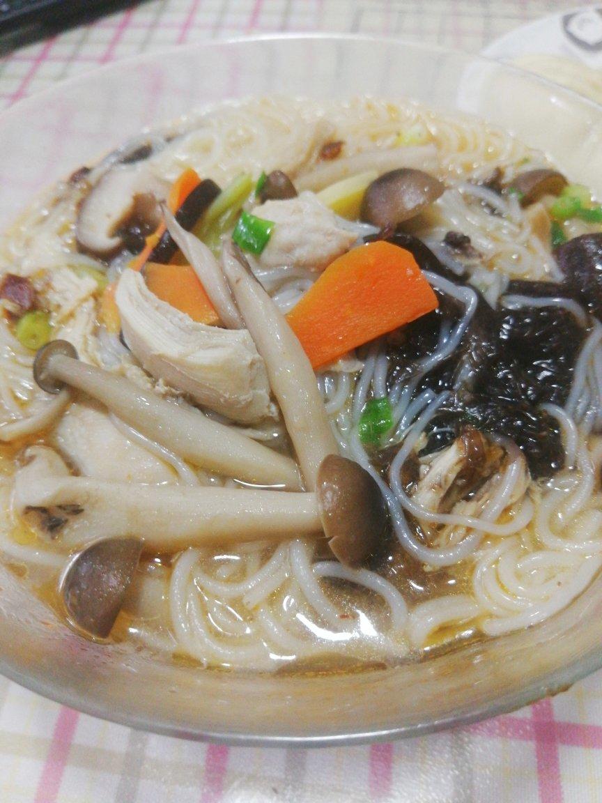 鸡汁米线