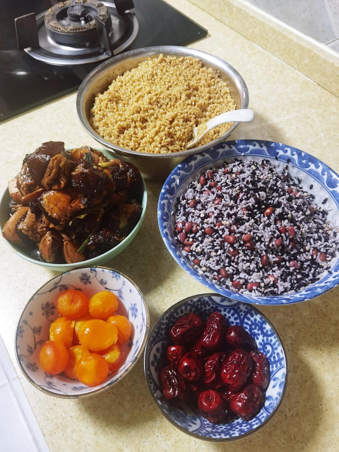 嘉兴咸鸭蛋大肉粽的做法 步骤1