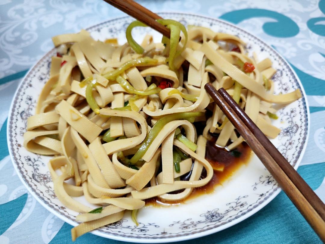 馋哭的凉拌豆腐皮