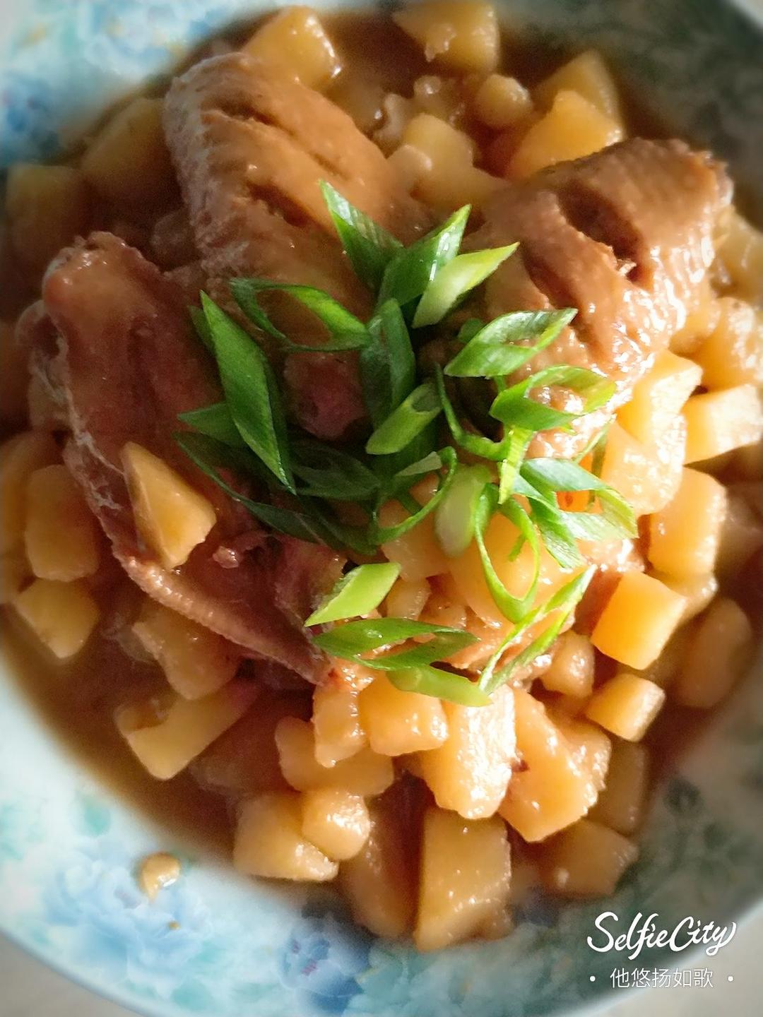 土豆炖鸡翅（快手零失败）