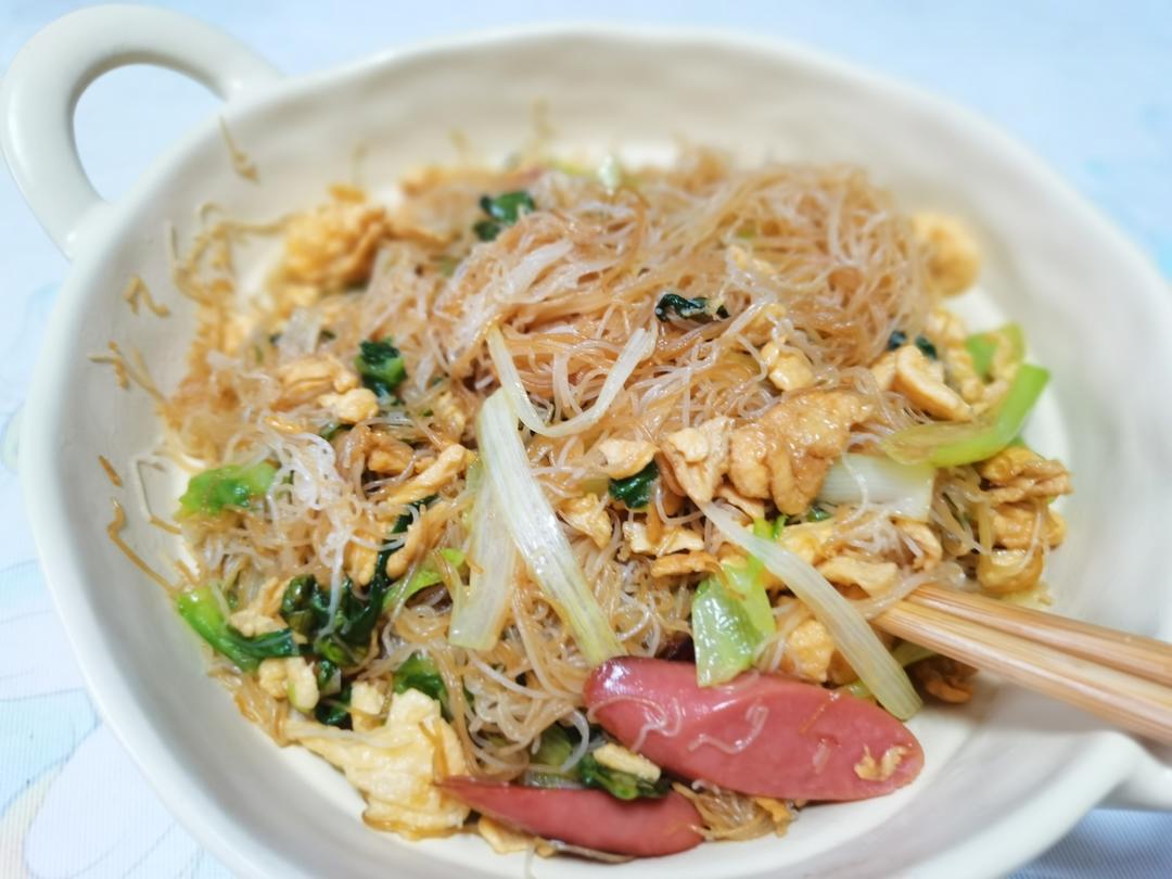 大牌档炒米粉