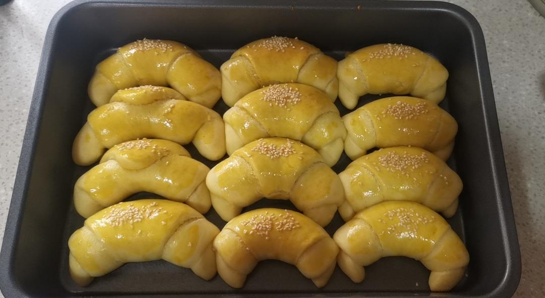 😻色香诱人🐮奶香牛角包🥐