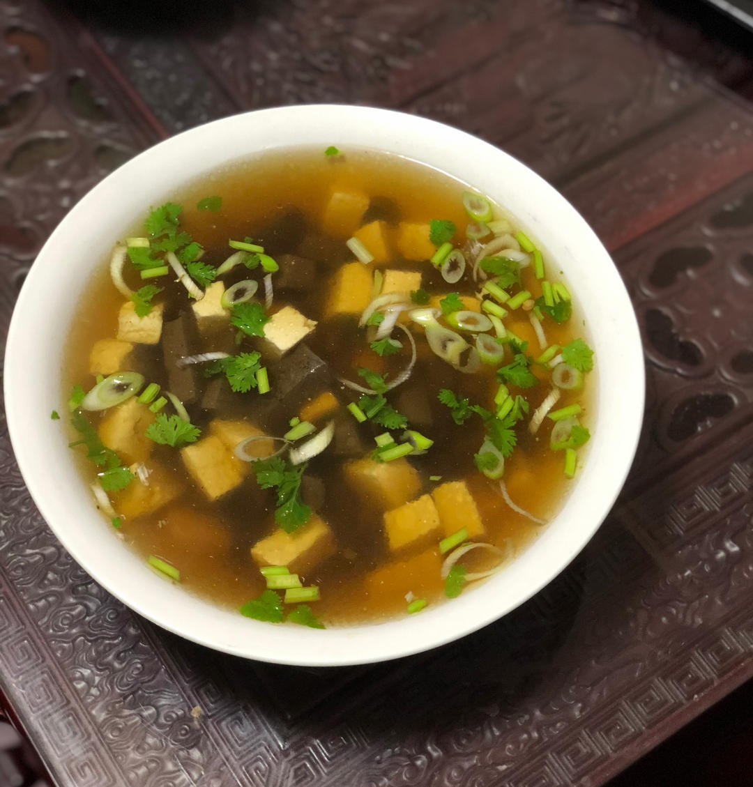 冒羊血（羊血豆腐汤）