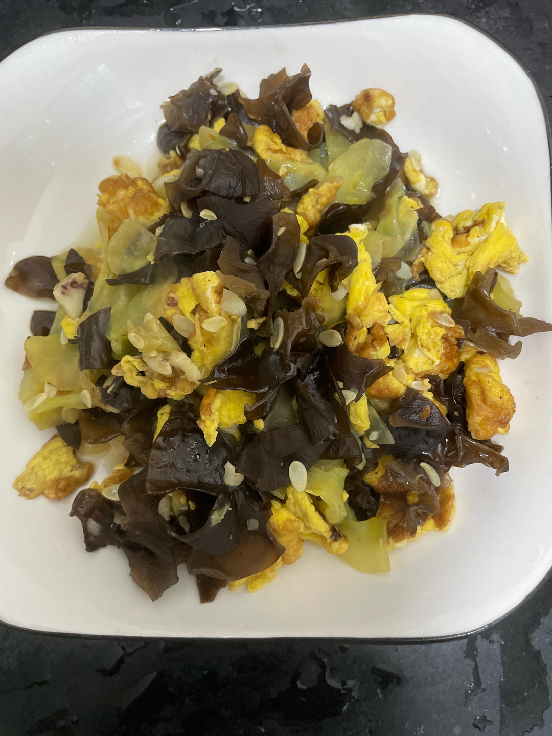 青瓜木耳炒鸡蛋
