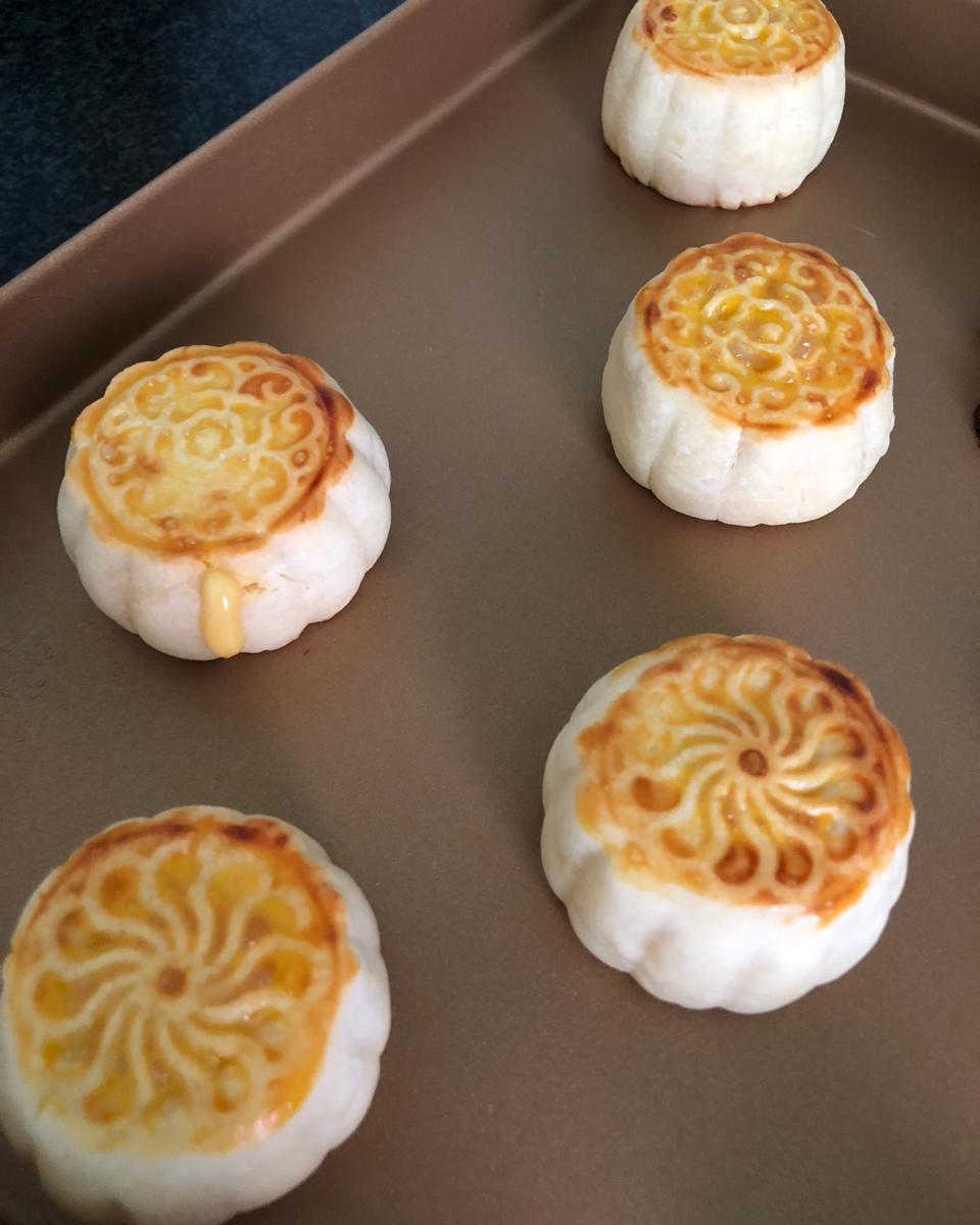 流心奶黄月饼（无吉士粉/转化糖浆版本）【曼食慢语】