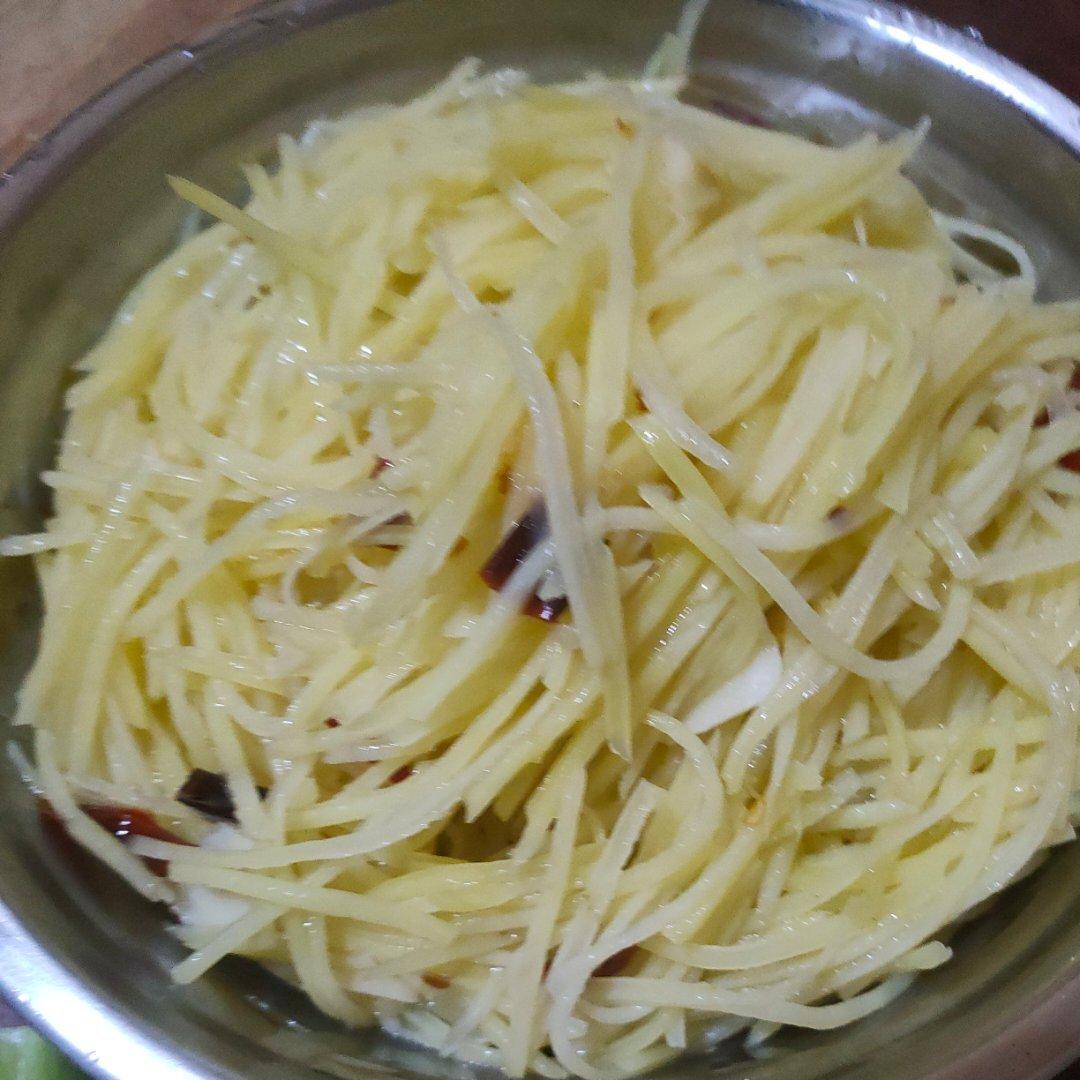 树椒土豆丝