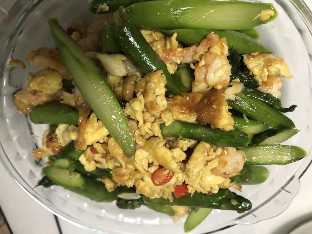 芦笋蛋滑炒虾仁