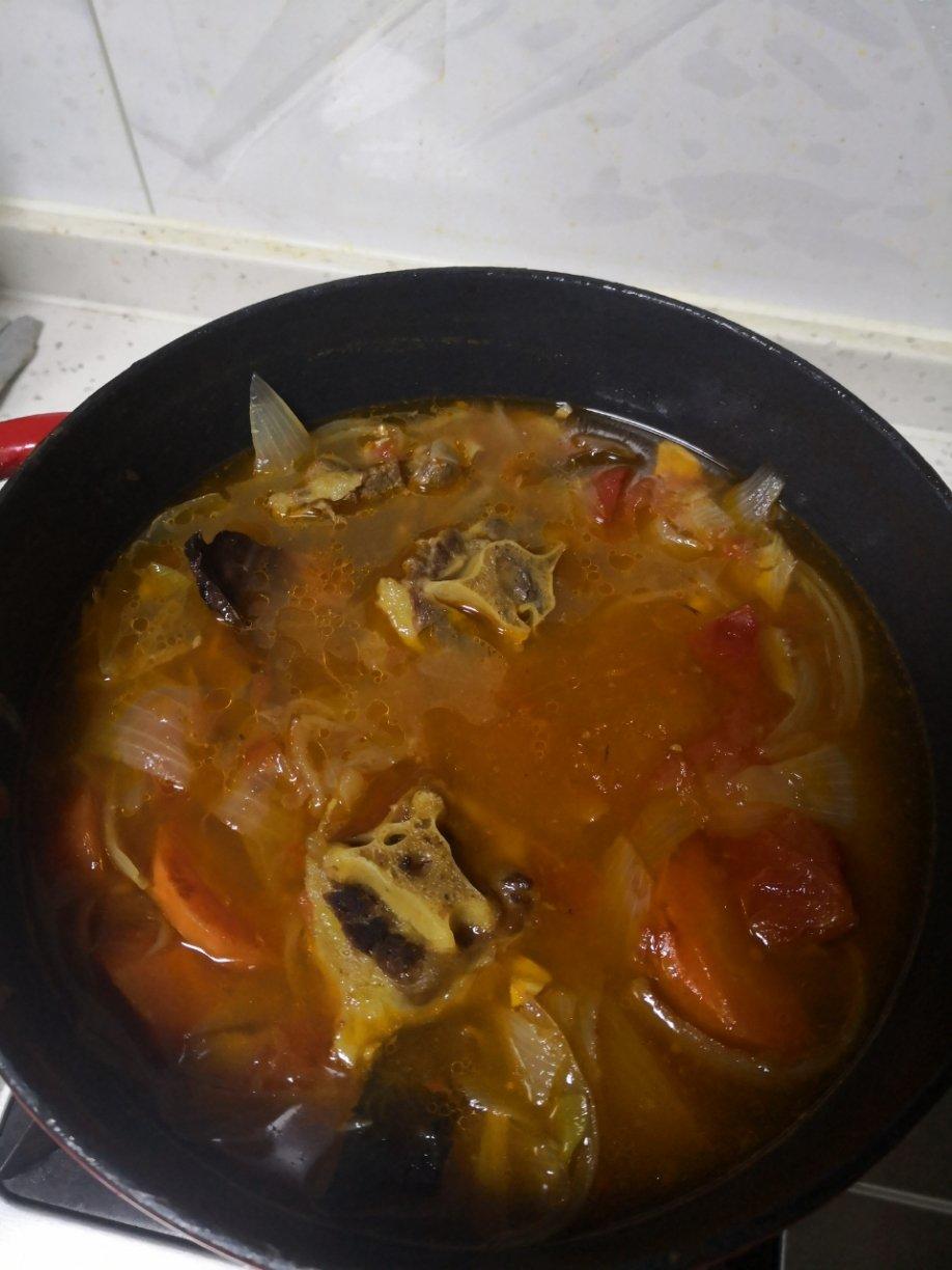 番茄牛尾汤--Staub珐琅铸铁锅