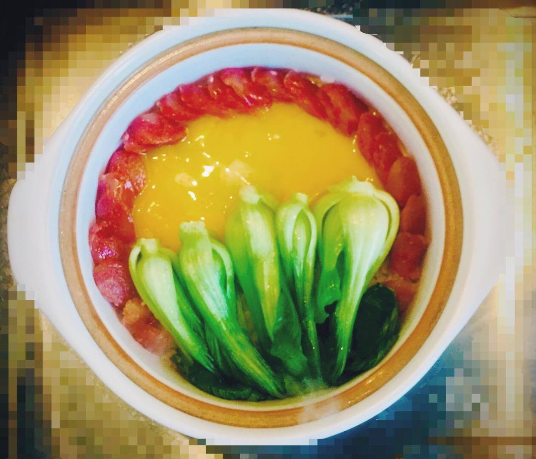 广式腊味煲仔饭